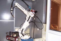 机器人焊接设备哪个好用点 机器人焊接设备哪个好用