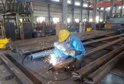 钢结构厂焊工一般多少工资-清远钢结构焊接怎么样