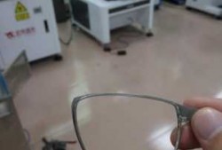  镜架焊接工怎么样「焊接眼镜架用什么焊接」