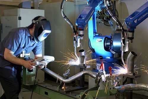 机器人焊接在哪个国家_机器人焊接在哪个国家发明的  第3张